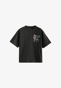 Izbrano, black sabrerattler