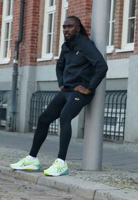 ASICS GEL-KAYANO 31 - Løpesko for vei - cool matcha/celadon