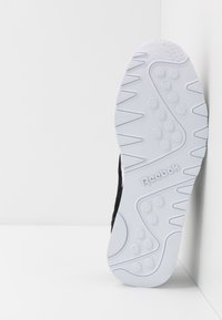 Reebok Classic CL NYLON UNISEX  - Sapatilhas - black/white/none