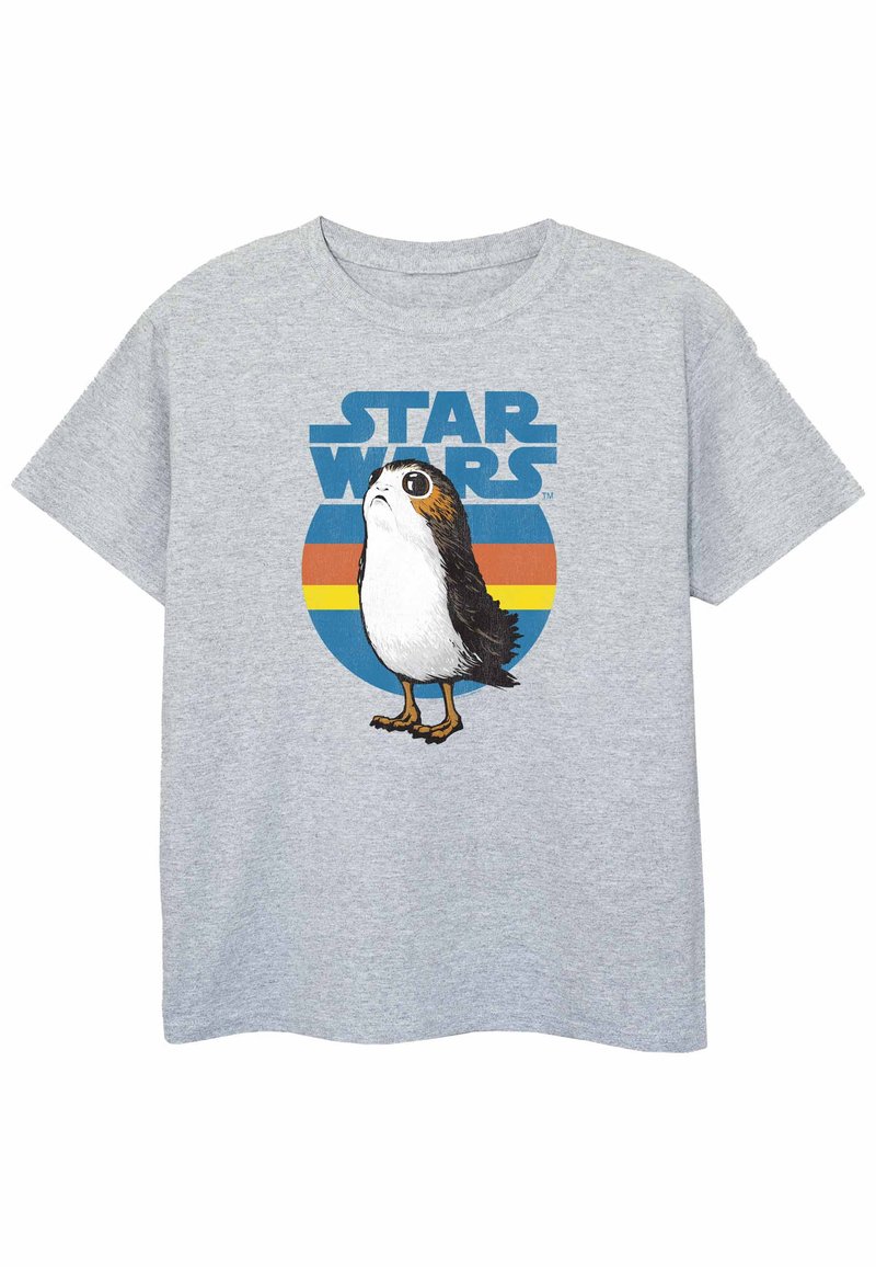 Pilkas medvilninis marškinėliai, kuriuose pavaizduotas Porg, su apvaliu mėlynu, oranžiniu ir geltonu Star Wars logotipu fonu. Trumpomis rankovėmis ir apvaliu kaklu.