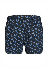 Zwarte zwembroek met een algehele print van blauwe vlinders. Elastische tailleband met een zijzak en een zachte stofstructuur.