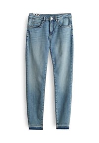 Lichtblauwe denim jeans met een taps toelopend ontwerp, vijf zakken, een knoopsluiting en gestikte details langs de naden.