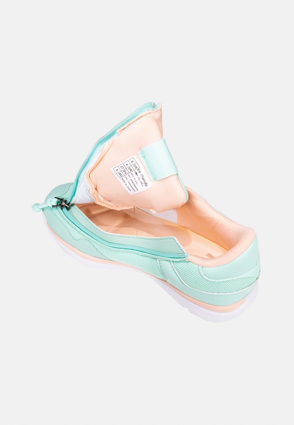 VOYAGE  - Trainers - mint