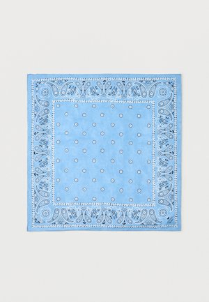 Šviesiai mėlynas šalikėlis su baltais ir tamsiai mėlynais paisley raštais kraštuose bei mažais baltais gėlių motyvais centre.