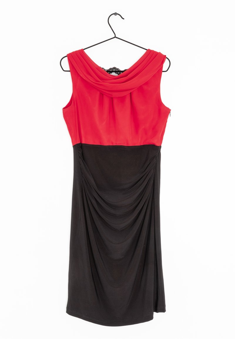 elizabeth and james red dress Elizabeth and James Giulia Gown