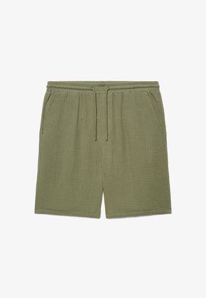 Pantaloncini casual verde oliva con tessuto strutturato, vita elastica, coulisse e tasche laterali, disposti distesi su uno sfondo bianco.