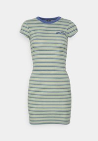 Pruhované šaty v zelené a modré barvě, přiléhavý střih, krátké rukávy, kulatý výstřih, s logem "BDG JEANS" na prsou.
