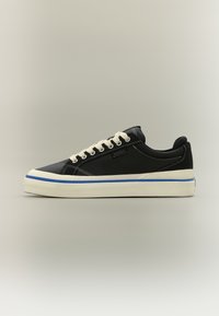 Sélectionné, black