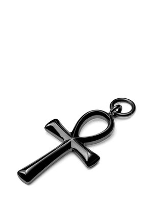 Svart ankh-nøkkelring laget av polert metall, har en forenklet krossform med en løkke på toppen. Jevn tekstur, blank overflate.