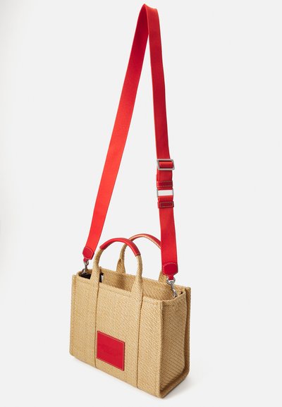 MARC JACOBS THE MEDIUM TOTE - Käekott - natural