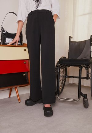 Trousers - black