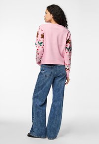 Pieces PCJOLLY XMAS O NECK PULLOVER - Džemperis - prism pink