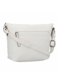 Weiße, strukturierte Leder-Umhängetasche mit einer Reißverschluss-Fronttasche, verstellbarem Tragegurt und silbernen Hardware-Akzenten. Kompakte rechteckige Form.