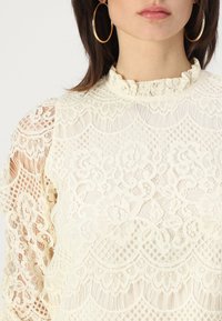 Lollys Laundry LILOULL BLOUSE - Camicetta - off-white