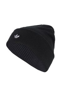 Sort strikket beanie med foldet kant og et lille hvidt Adidas Trefoil-logo på forsiden.