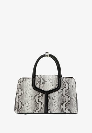 Tekstiliseret håndtaske med et sort og hvidt slangeprintdesign, struktureret form, to sorte håndtag og metalliske detaljer.