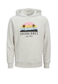 Sudadera con capucha gris claro, hecha de una tela suave, que presenta un gráfico de un atardecer con palmeras y el texto "JACK&JONES Est. 1990."