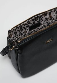 LIU JO Schoudertas - black