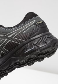 ASICS Scarpe da trail running - black