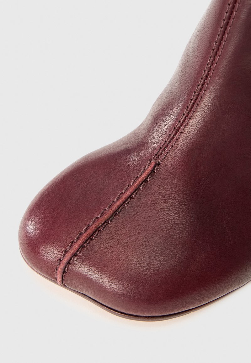 MM6 Maison Margiela Bottines à talons hauts - brown