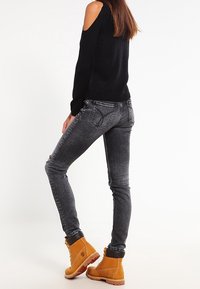 Noisy May Strickpullover - black