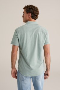 WE Fashion THE KNITTED - Overhemd - green