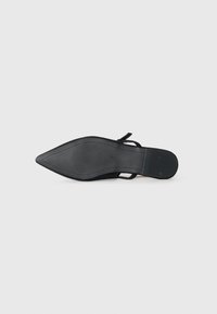 Call it Spring JORDYNNE - Kannarihmaga baleriinad - black