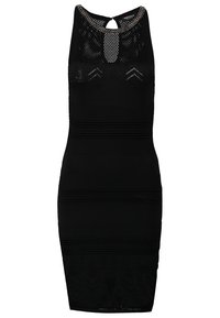 Robe noire ajustée avec un design sans manches, un tissu texturé et un col orné d'une chaîne. Présente des rayures horizontales et des motifs subtils.