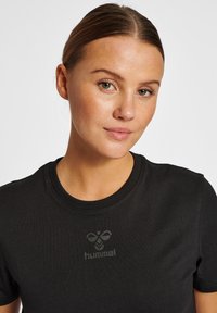 Hummel HMLICONS  - T-shirts basic - black