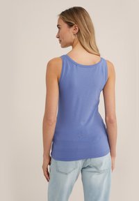 WE Fashion Top - violet