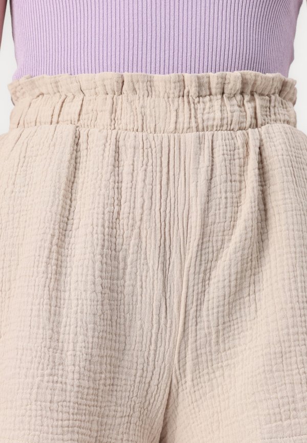 VMNATALI - Shorts - silver lining4