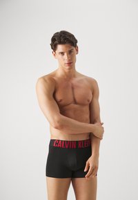Calvin Klein Underwear TRUNK INTENSE POWER 3 PACK - Boxerbriefs - black