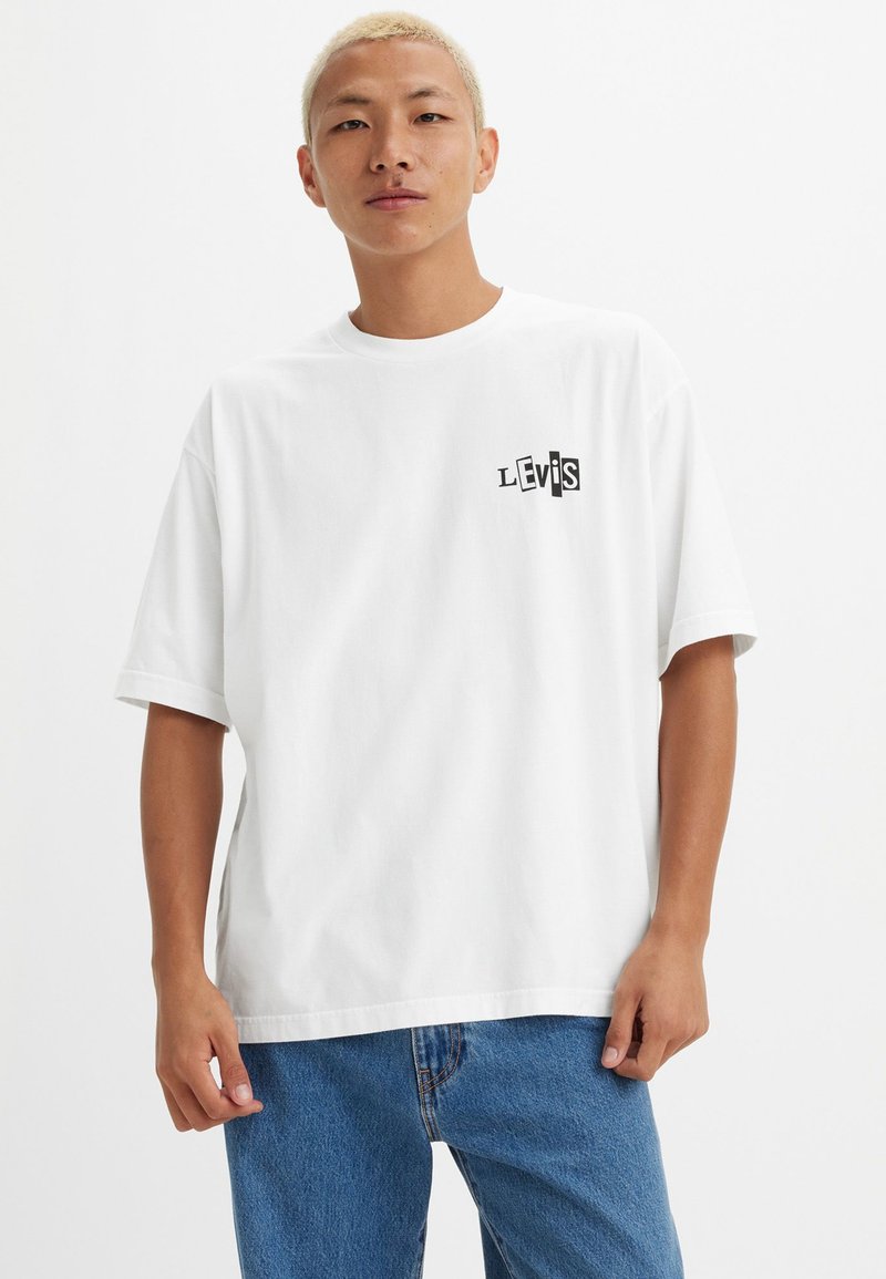Levi's® Skateboarding - SKATEBOARDING GRAPHIC BOXY TEE - Print T-shirt - white, Enlarge