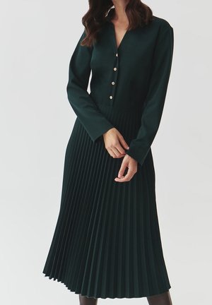 TATUUM Robe chemise - dark green