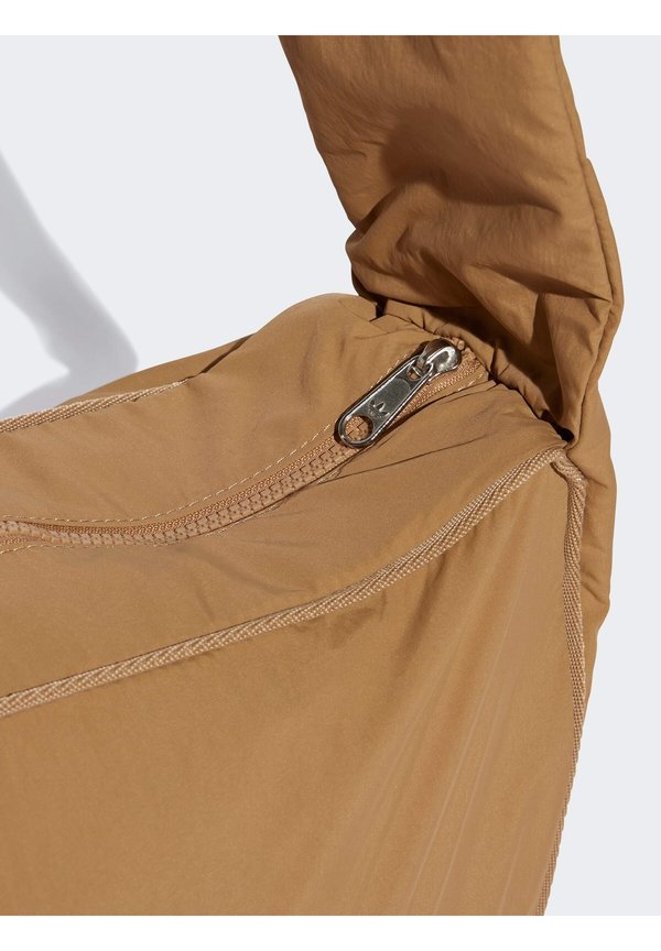 BOWLING - Handbag - cardboard3