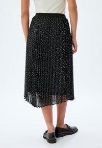 Koton Falda acampanada - black