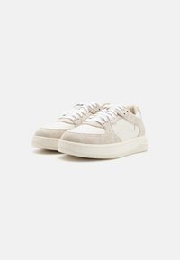 HUGO KILIAN - Sneakers low - open white