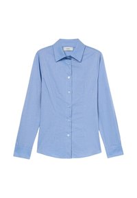 Camicia a maniche lunghe azzurro chiaro realizzata in tessuto morbido, con colletto classico e apertura davanti con bottoni, dotata di due taschini sul petto e texture liscia.