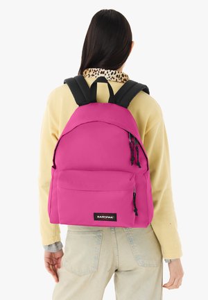 Eastpak, SAC À DOS EASTPAK DAY PAK'R SPARK BLACK UNISEX - Rygsække - fuchsia pink
