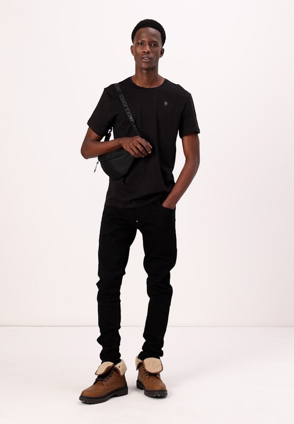 BASE - Basic T-shirt - schwarz4