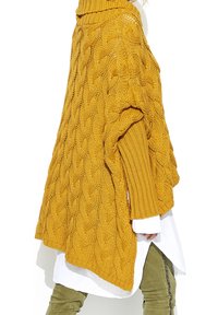 Makadamia Sweter