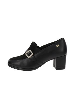 Scarpa con tacco nera e punta arrotondata, realizzata in pelle liscia e suede. Presenta una fibbia decorativa e un tacco texturizzato per una migliore aderenza.