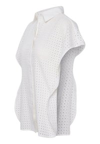 Camicia bianca a maniche corte con un design testurizzato e perforato. Presenta un colletto con bottoni e una vestibilità ampia con un tessuto leggero e traspirante.