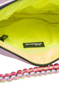 CLIO GOLDBRENNER CITIZEN - Sac à main - rose fluo yellow