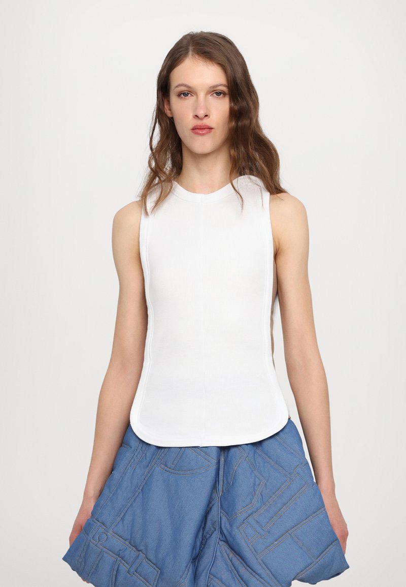 Ksenia Schnaider - TANK WITH NUDE SIDE PANELS - Débardeur - white/nude, Agrandir