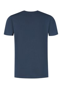 Navyblauwe t-shirt met korte mouwen, gemaakt van zachte katoen, met een ronde hals en rechte zoom. Soepele textuur, geen patronen of graphics zichtbaar.
