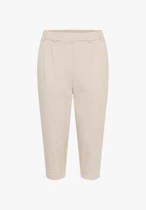 Beżowe, dopasowane, skrócone spodnie z plisami, płaskim przodem i kieszeniami bocznymi, wykonane z gładkiego, lekkiego materiału.