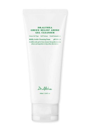 Weiße Tube von Dr. Althea Green Relief Amino Gel Cleanser, 100 ml, mit grünem Text, der einen mild säurehaltigen Gel-zu-Schaum-Reiniger beschreibt.