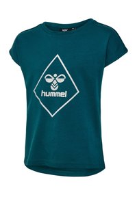 Teal, korte mouwen t-shirt gemaakt van katoen, met een zilveren diamanten logo met de tekst "hummel" in het midden. Zachte textuur, ronde hals.