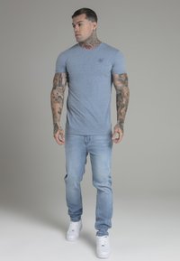 SIKSILK - T-shirt basic